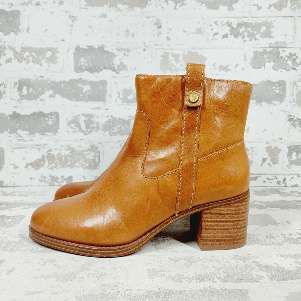 NEW Vince Camuto Zeska Brown Block Heel Side Zip Classic Ankle Boots K687